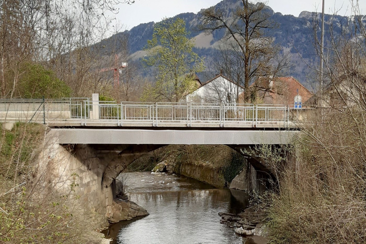 Brücke über die Trême