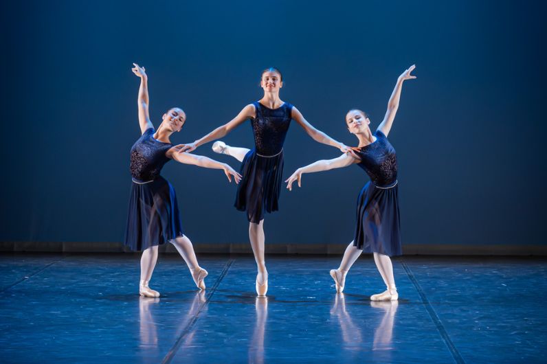 Danseuses de la filière préprofessionnelle au Spectacle de Danse 2024        