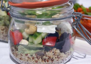 Salade de quinoa aux légumes d'été